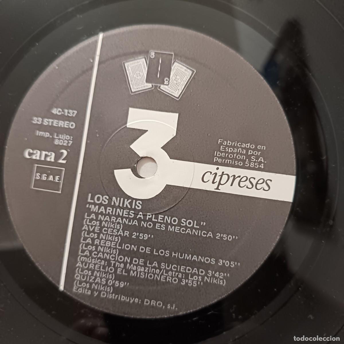 Discos de vinilo: VINILO LOS NIKIS MARINES A PLENO SOL - Foto 5