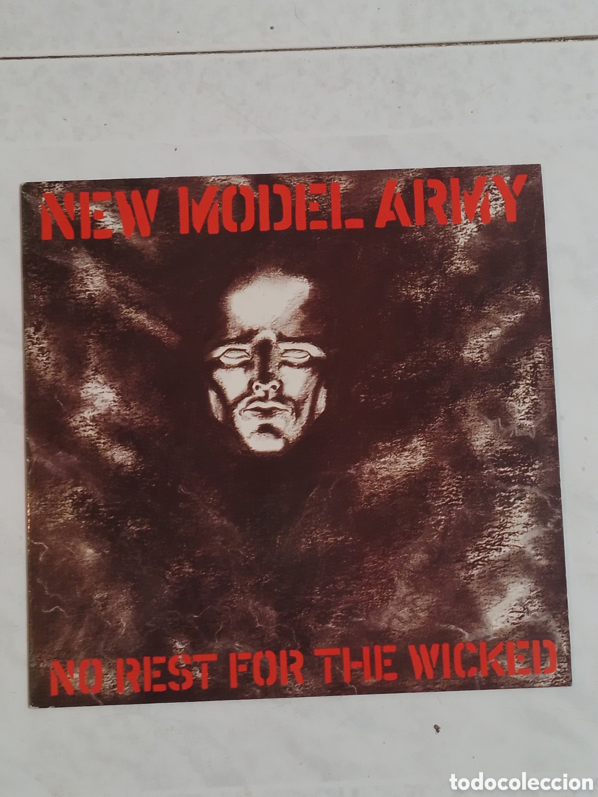 Discos de vinilo: New Model Army. No rest for the wicked. 1C 038 [1 57737 1] DMM. 1985 EU. Disco y Car&aacute;tula VG++.