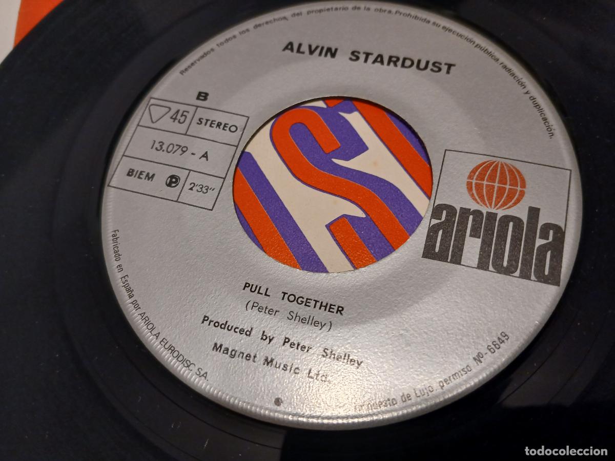 Discos de vinilo: Single de Alvin Stardust -My coo ca choo- (1973) - Foto 2