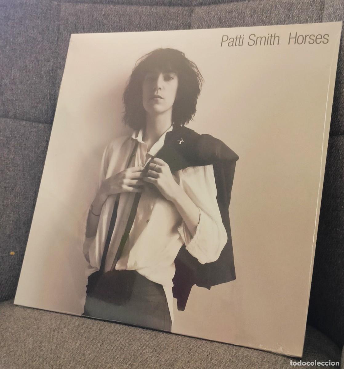 Discos de vinilo: PRECINTADO Patti Smith - Horses (RE2015) - Foto 4