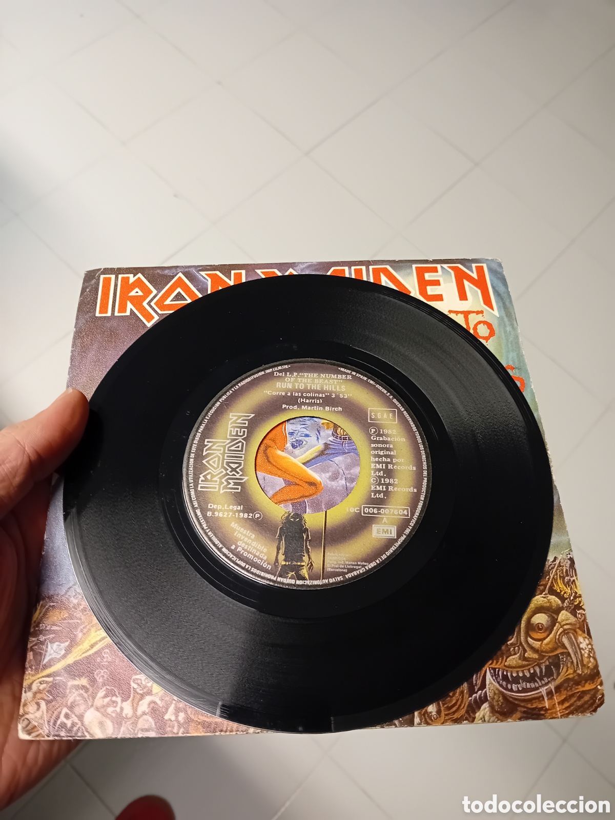 Discos de vinilo: IRON MAIDEN. RUN TO THE HILLS. TOTAL ECLIPSE - Foto 3