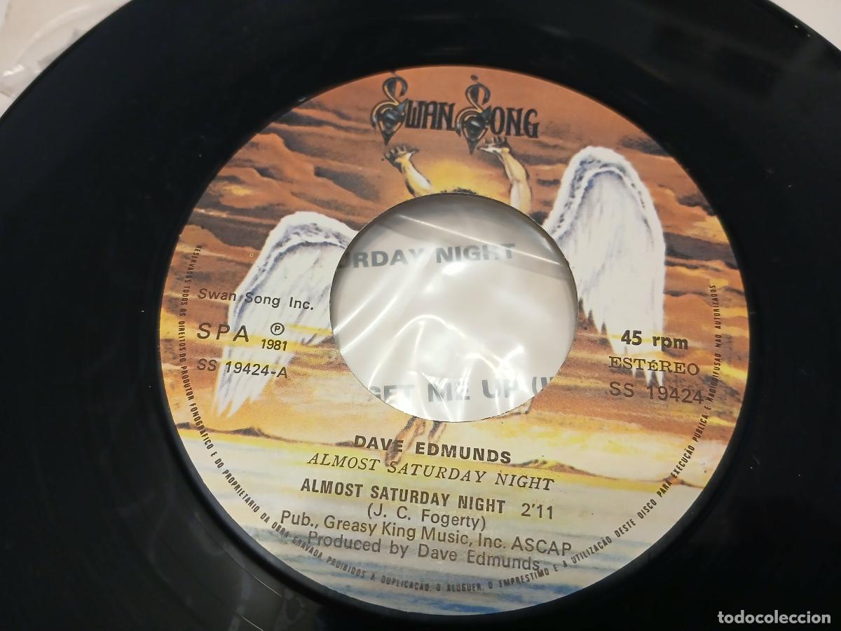 Discos de vinilo: Dave Edmunds -Almost saturday night- (1981) single - Foto 3