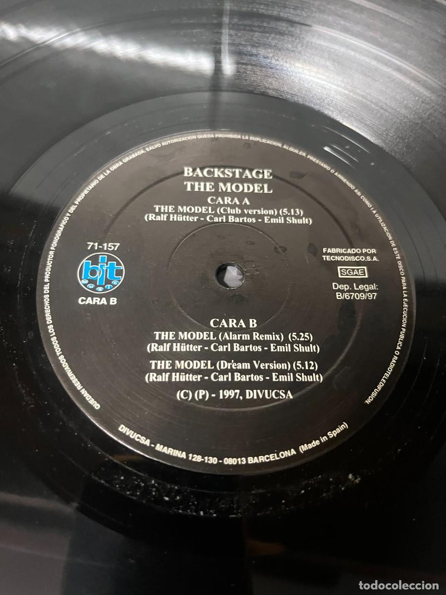 Discos de vinilo: Backstage &ndash; The Model - Foto 4