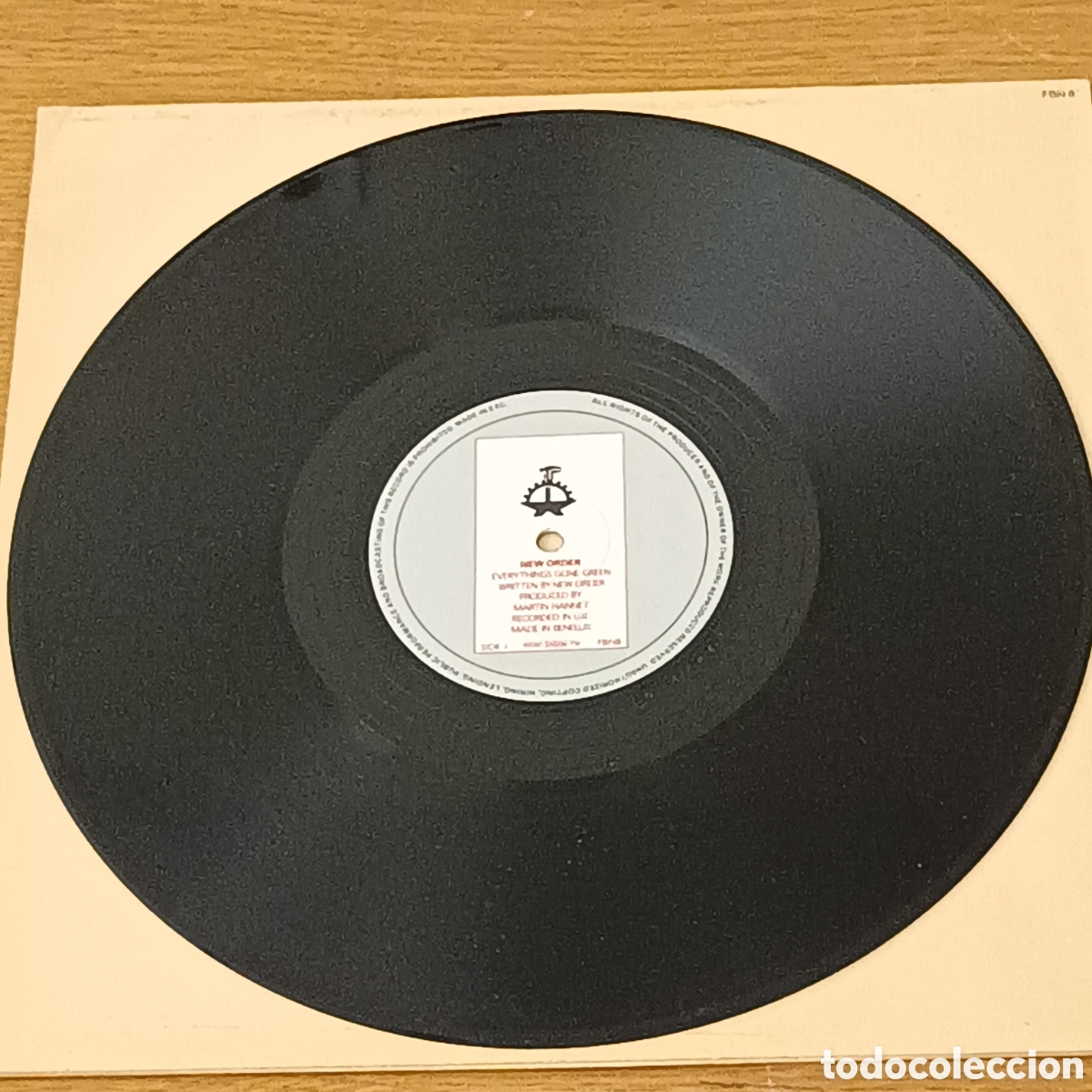 Discos de vinilo: New Order 12&rdquo; Everythings Gone Green - Foto 3