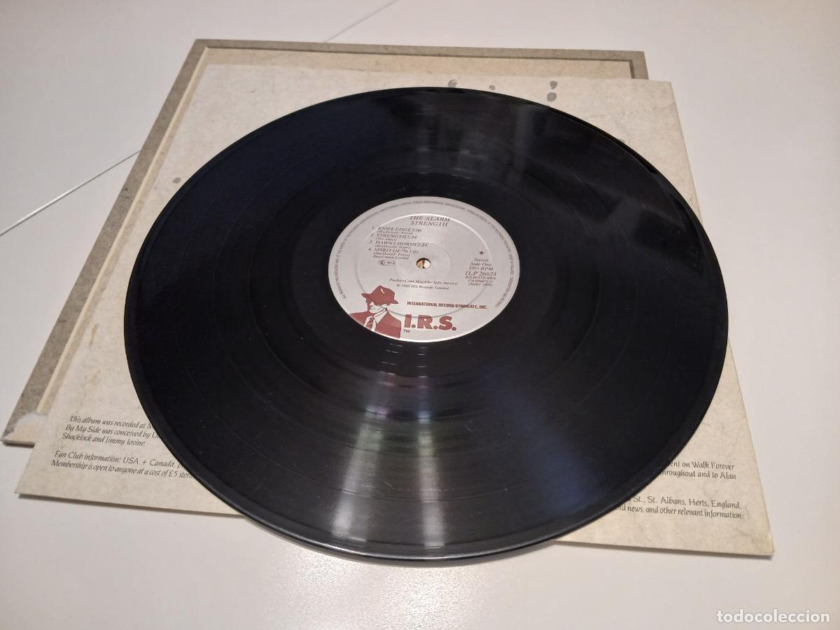 Discos de vinilo: Alarm &ndash; Strength- (1985) LP disco vinilo - Foto 4