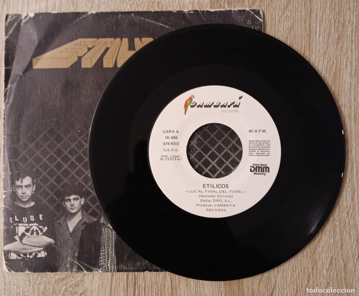 Discos de vinilo: SINGLE DISCO VINILO ETILICOS LA LUZ AL FINAL DEL TUNEL 1987 - Foto 2