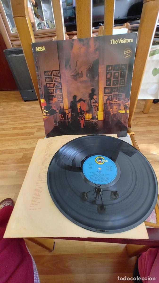 Discos de vinilo: ABBA-LP THE VISITORS-LETRAS - Foto 1