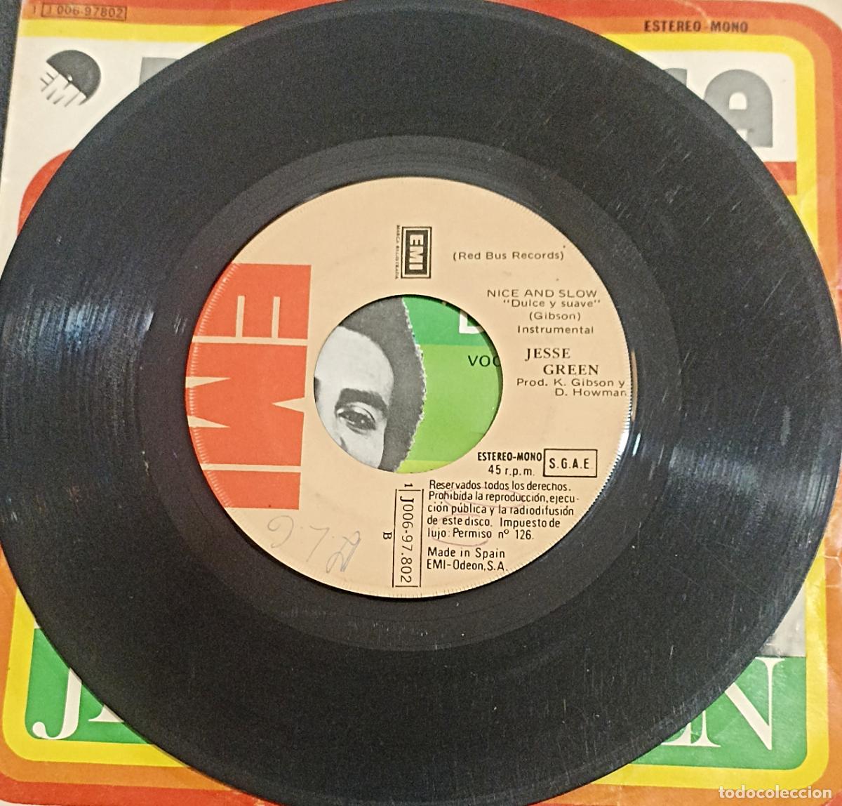 Discos de vinilo: SINGLE JESSE GREEN - NICE AND SOLW - 1976 - Foto 4