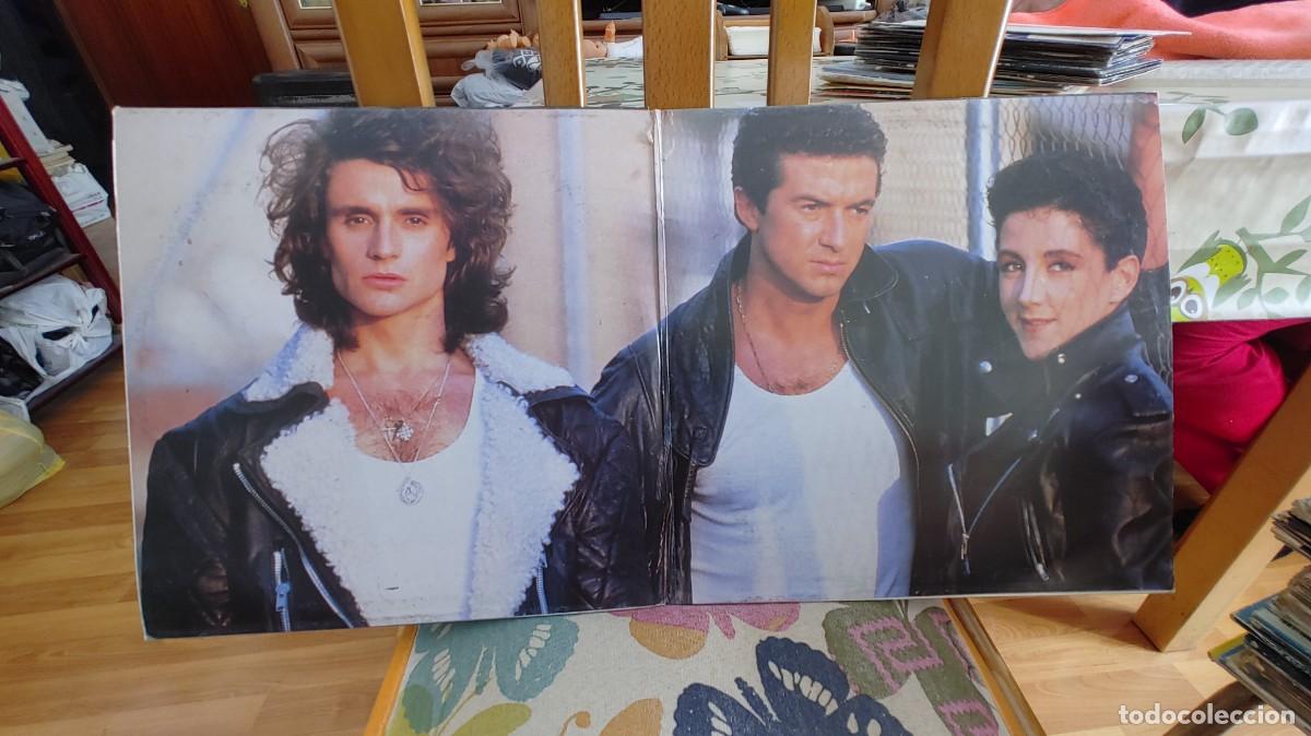 Discos de vinilo: MECANO-LP DOBLE 20 GRANDES EXITOS-GATEFOLD - Foto 2