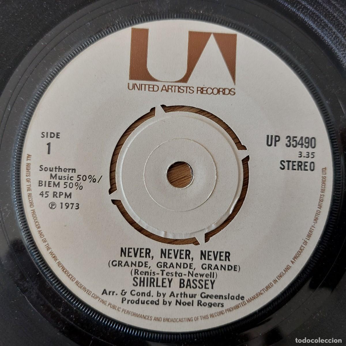 Discos de vinilo: Single - SHIRLEY BASSEY - NEVER, NEVER, NEVER - Foto 1