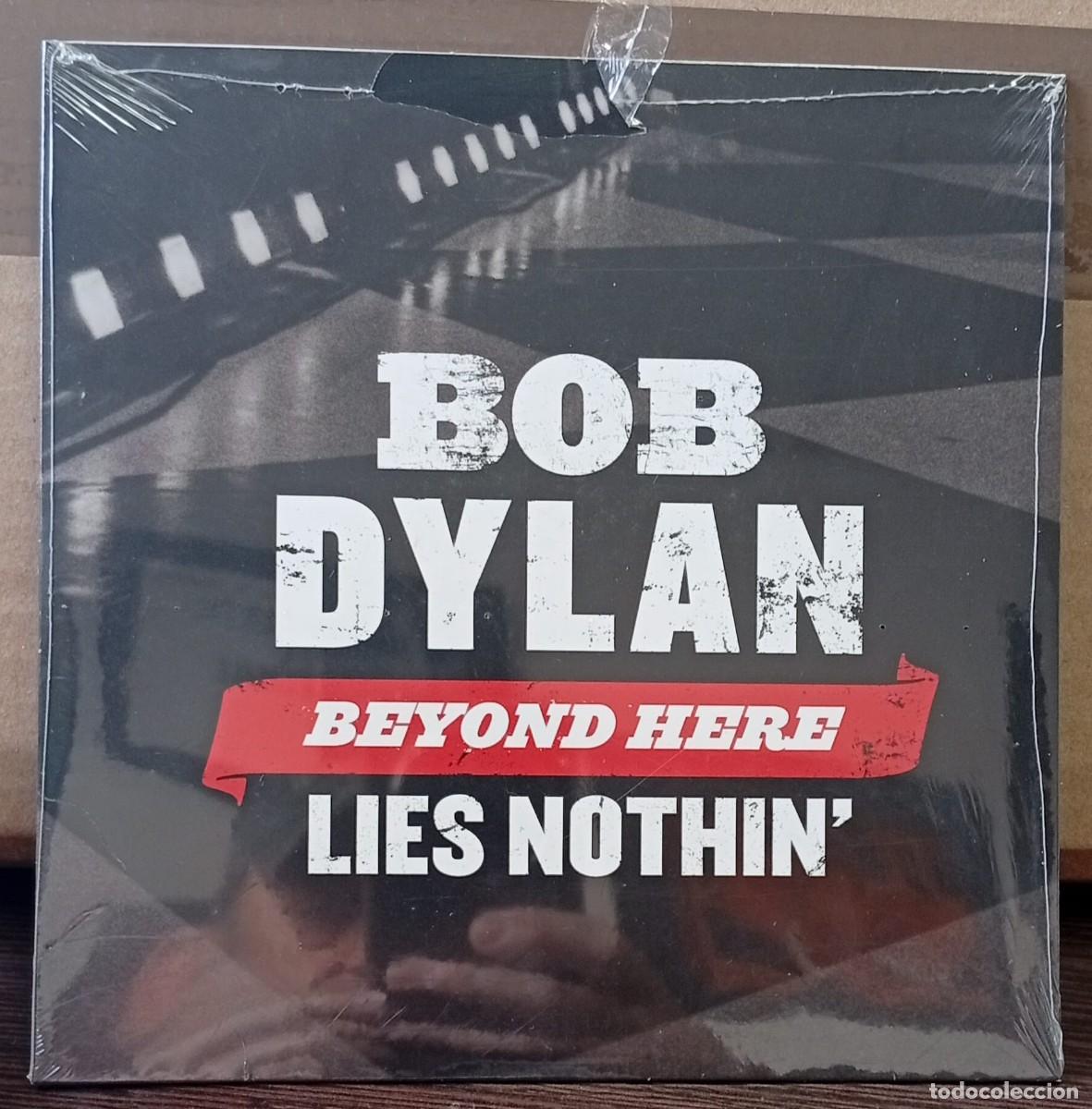 Discos de vinilo: BOB DYLAN - SINGLE - BEYONE HERE - Foto 1