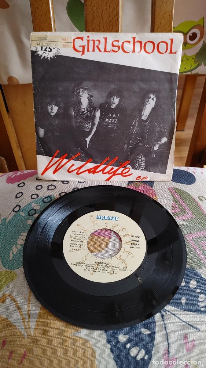 Discos de vinilo: GIRLSCHOOL-EP WILDLIFE +2 - Foto 1