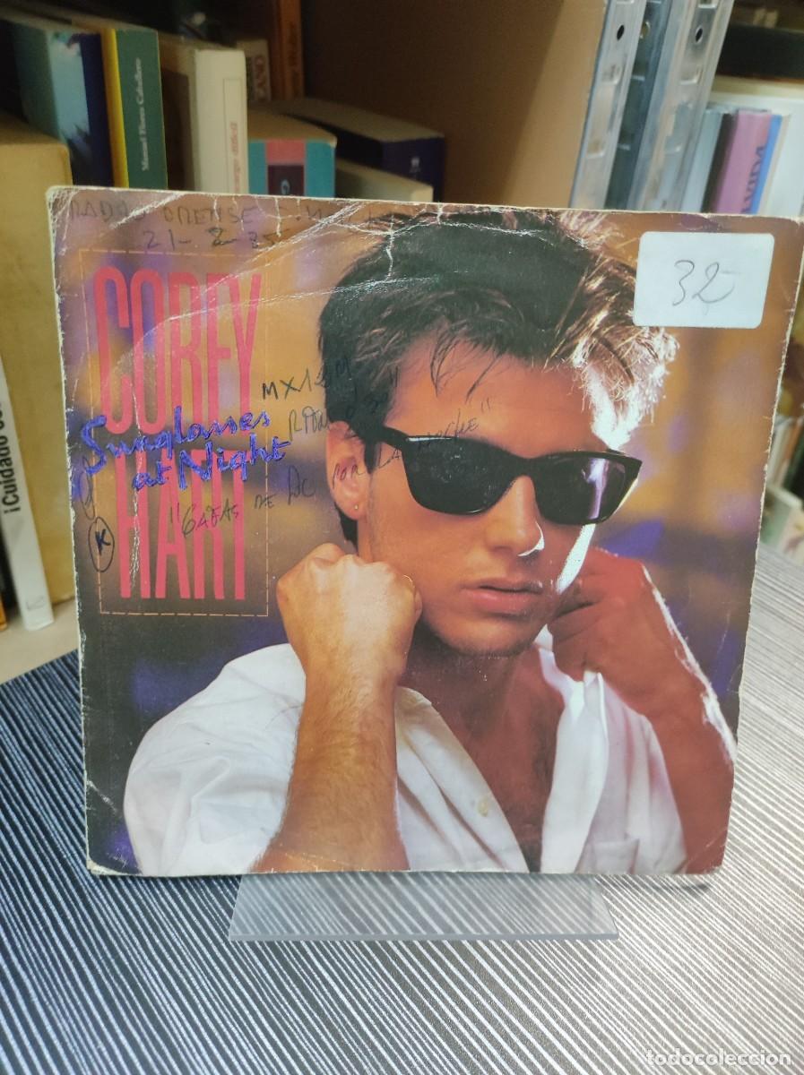 Discos de vinilo: Corey Hart Sunglasses at Night - Foto 1
