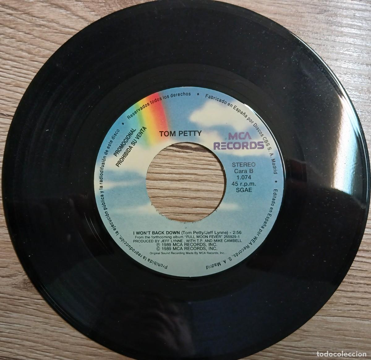 Discos de vinilo: DISCO VINILO SINGLE TOM PETY (I WONT BACK DOWN) - Foto 4