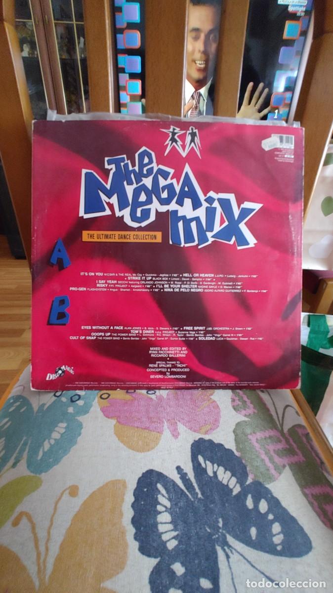 Discos de vinilo: THE MEGAMIX-MAXI THE ULTIMATE DANCE COLLECTION - Foto 2