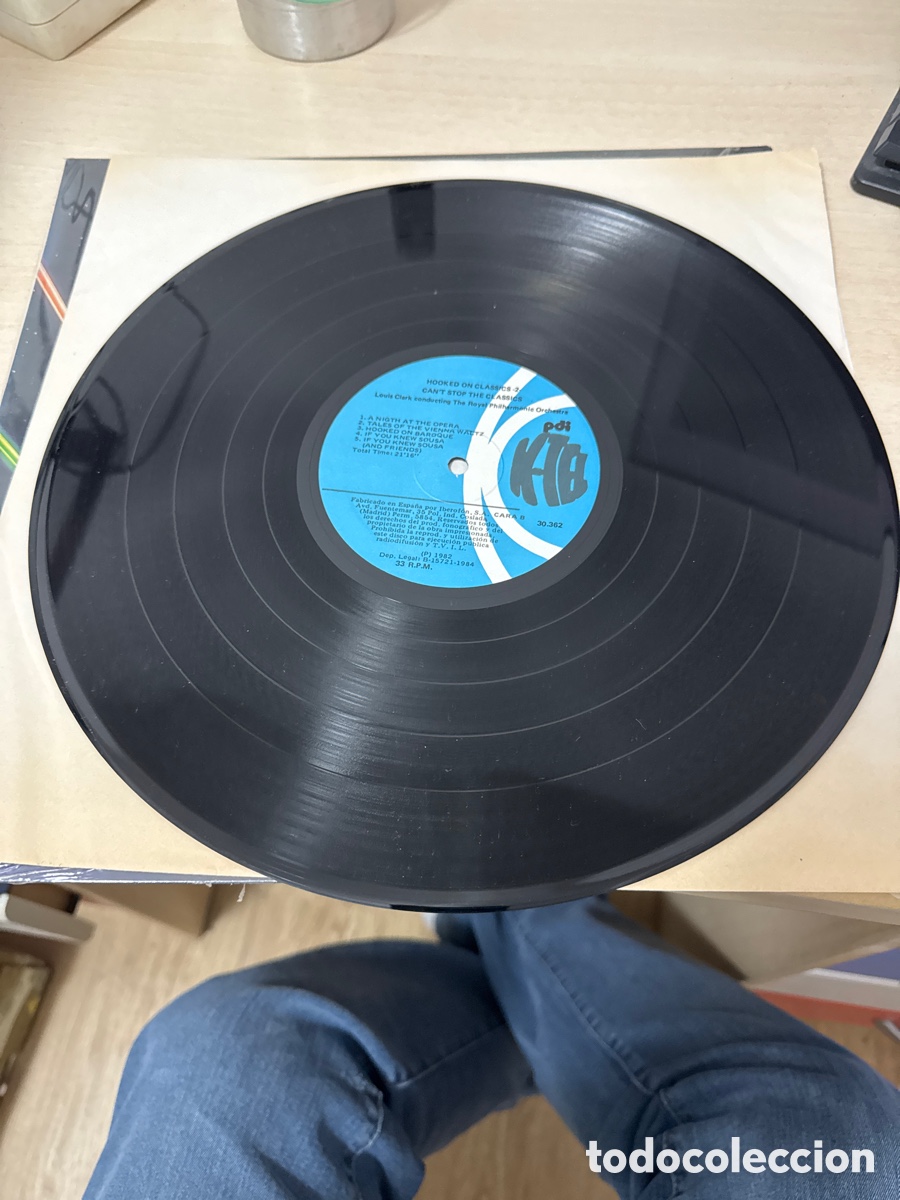 Discos de vinilo: DISCO VINILO HOOKED ON CLASSICS 2 CAN&rsquo;T STOP THE CLASSICS 1982 - Foto 3