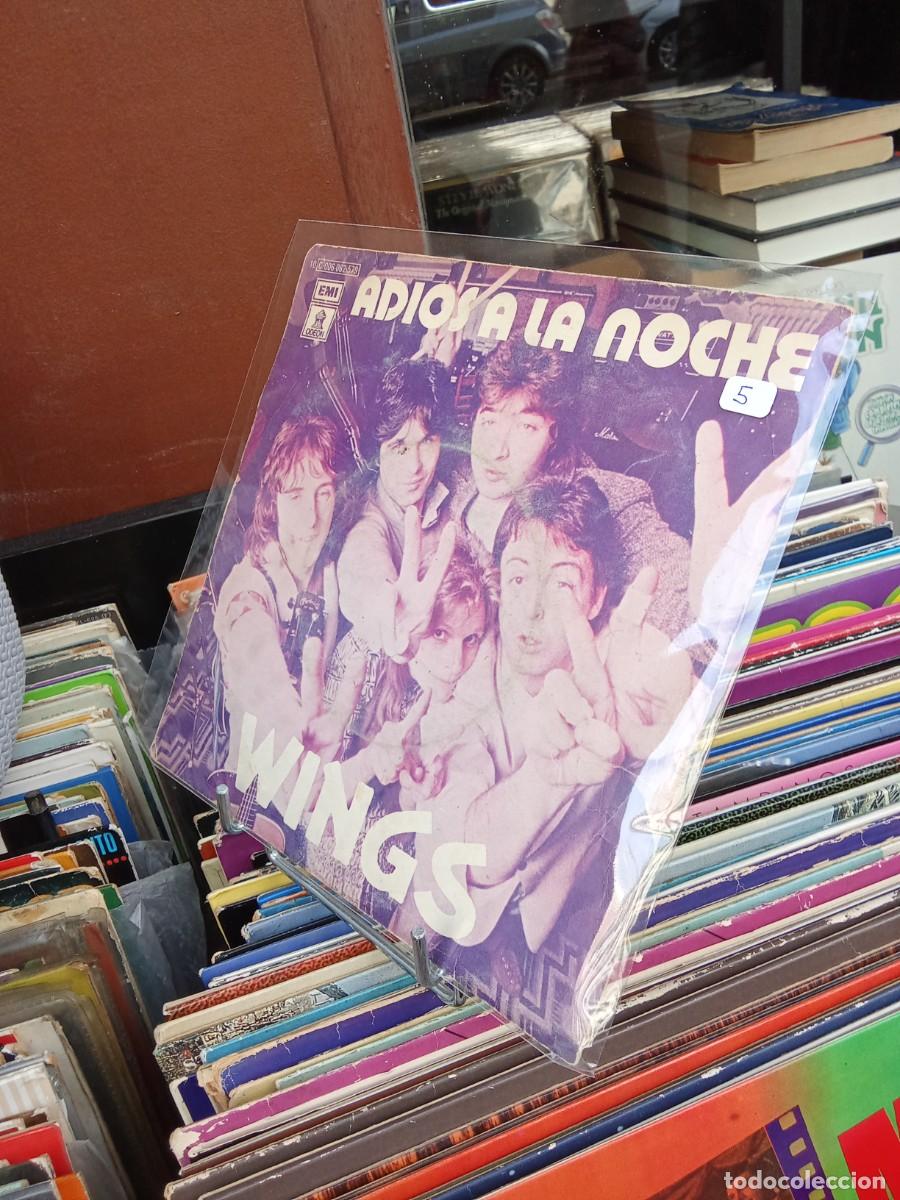 Discos de vinilo: Wings. Adi&oacute;s a la noche - Foto 1