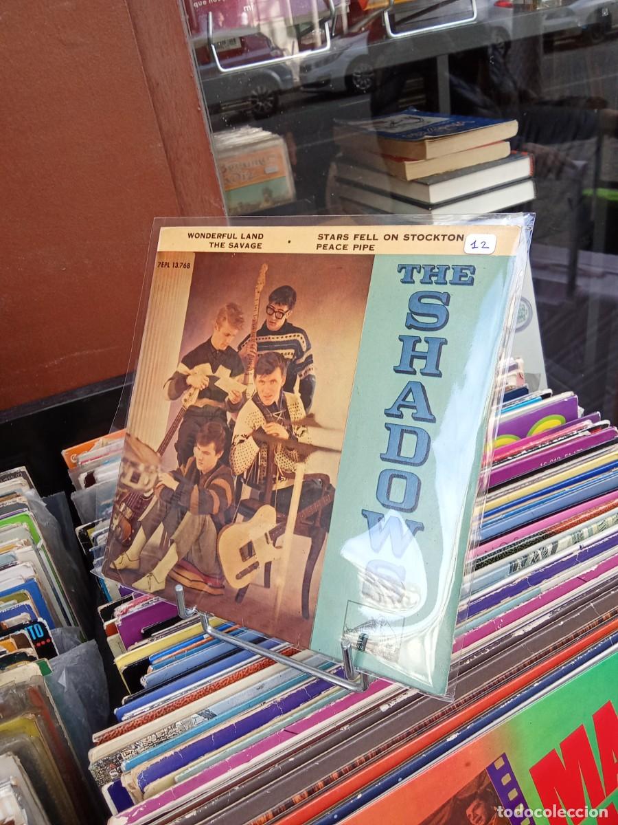 Discos de vinilo: The Shadows. Wonderful land - Foto 1
