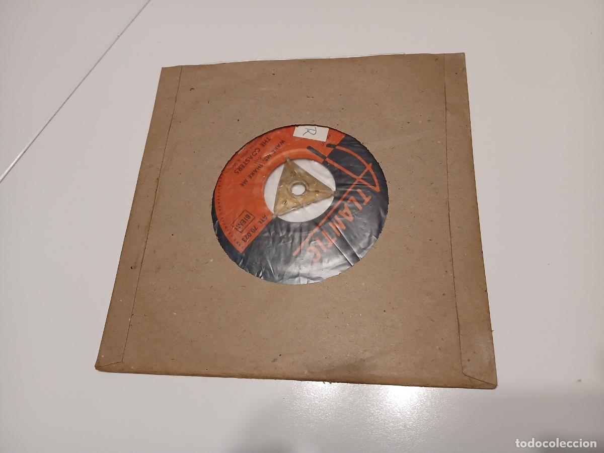 Discos de vinilo: The Coasters -Wake me, shake me- (1960) single - Foto 1
