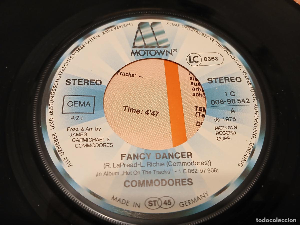 Discos de vinilo: Commodores &ndash; Fancy Dancer- (1976) single - Foto 3