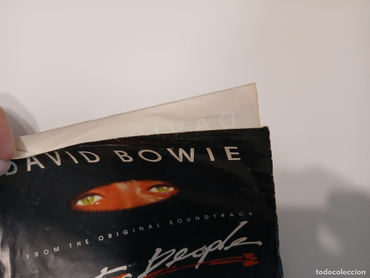 Discos de vinilo: David Bowie -Cat people (putting out fire) (1982) single - Foto 2