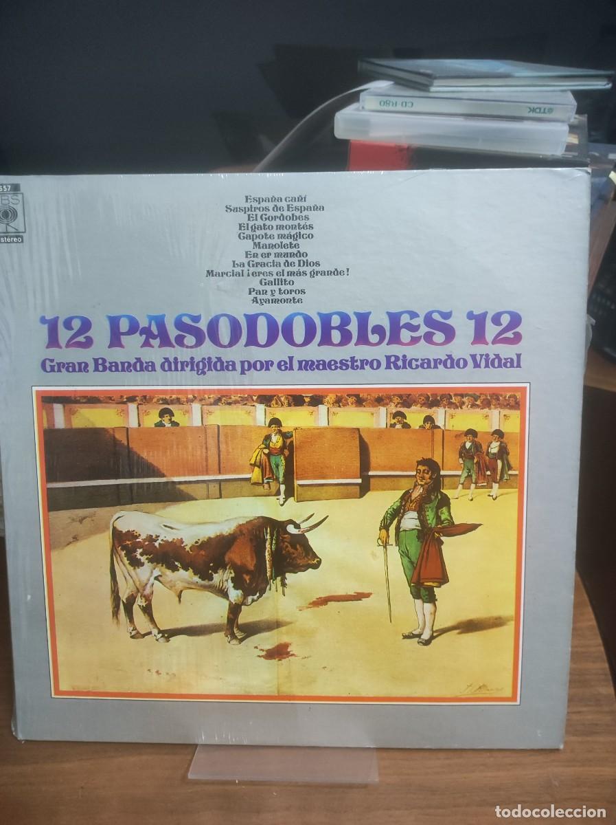 Discos de vinilo: 12 Pasodobles 12 Ricardo Vidal (Director) - Foto 1