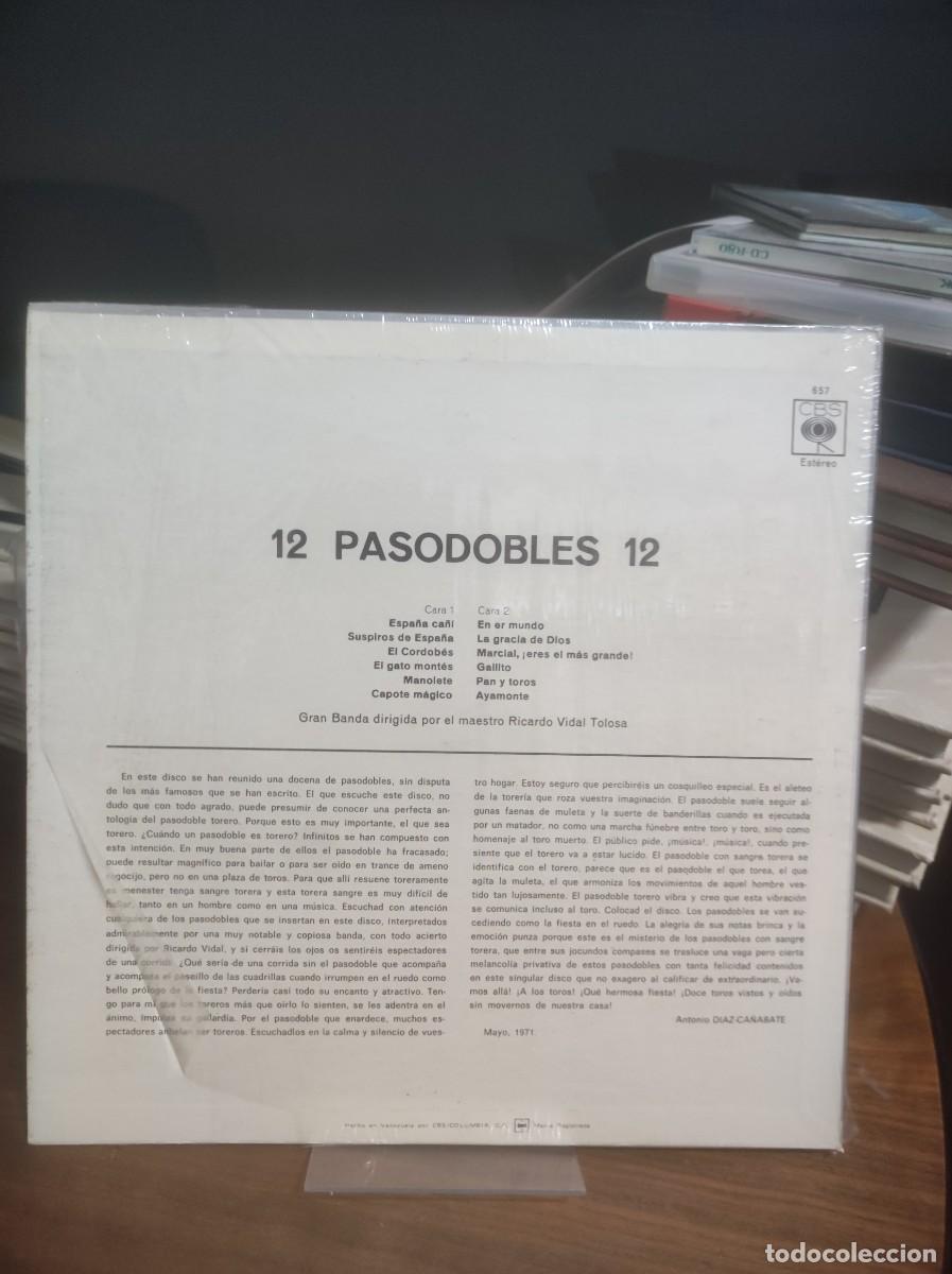 Discos de vinilo: 12 Pasodobles 12 Ricardo Vidal (Director) - Foto 2