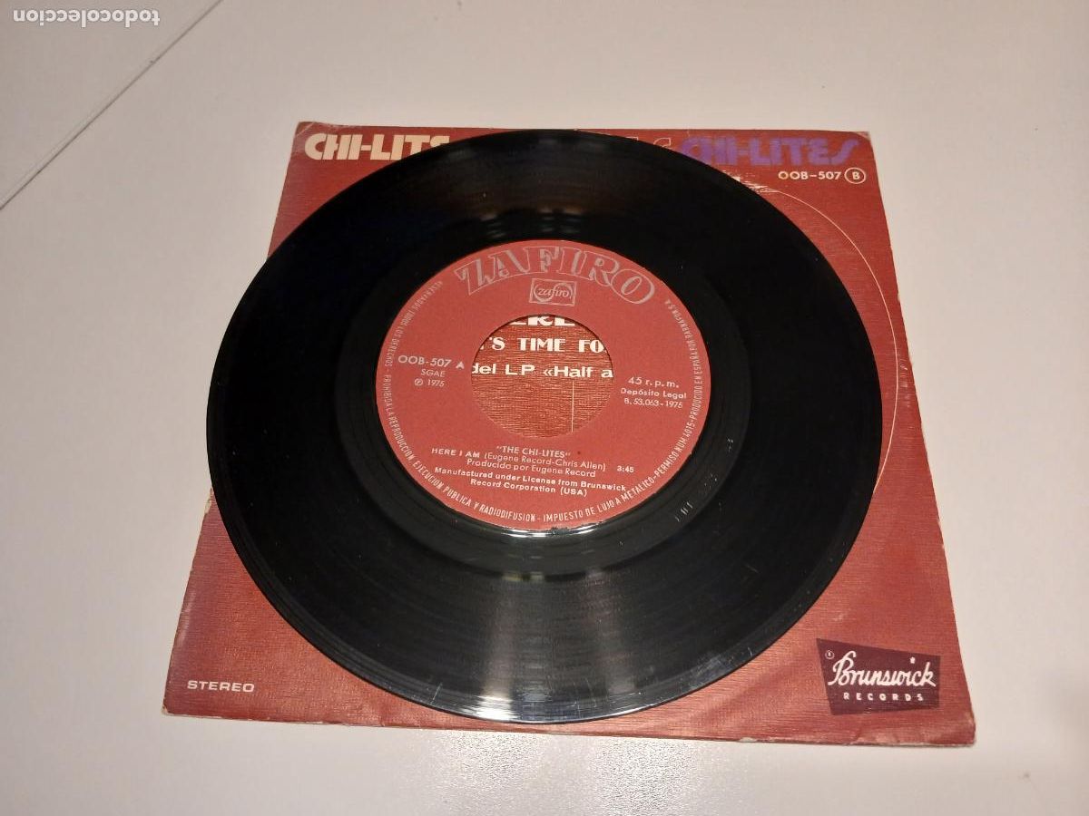Discos de vinilo: Chi-Lites -Here i am- (1975) single - Foto 4