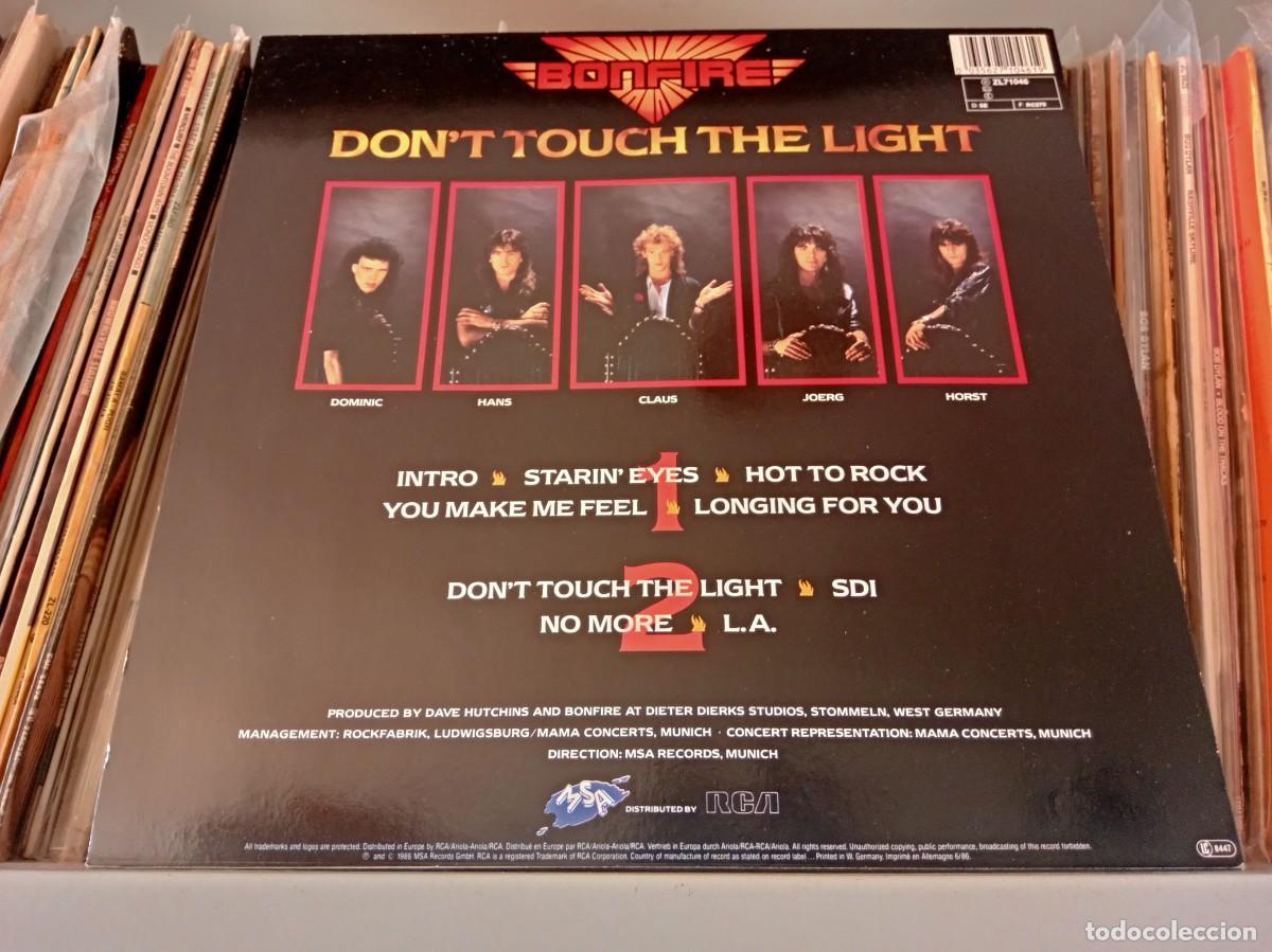 Discos de vinilo: Bonfire &lrm;&ndash; Dont Touch The Light - lp Germany 1986 - Foto 2