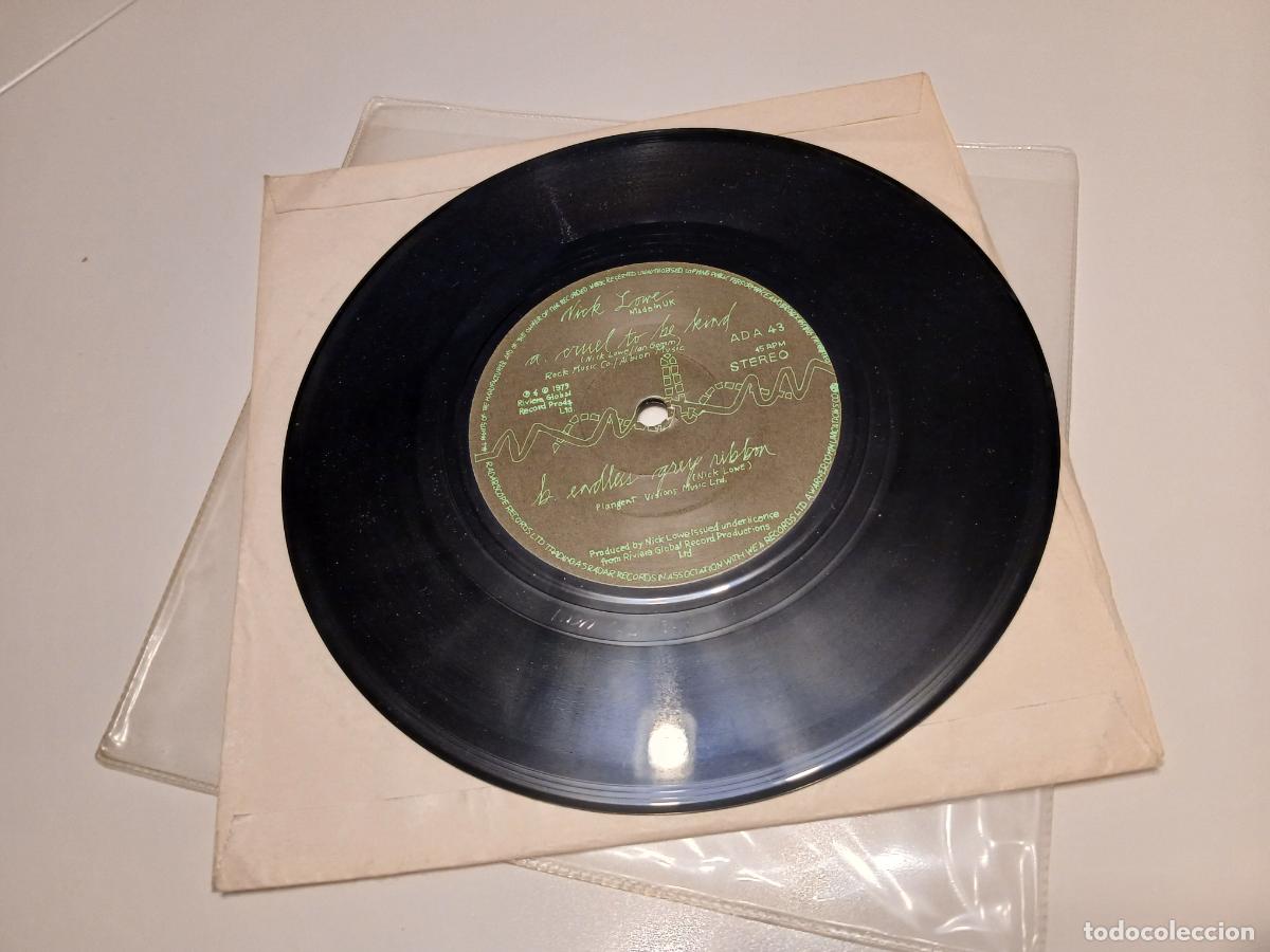 Discos de vinilo: Nick Lowe -Cruel to be kind- (1979) single - Foto 1