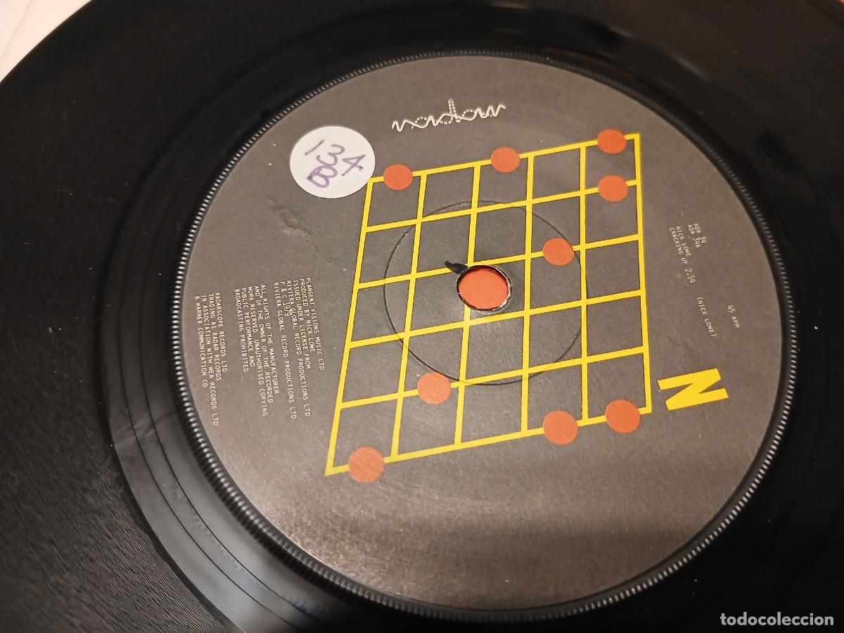 Discos de vinilo: Nick Lowe -Cracking up- (1979) single - Foto 2