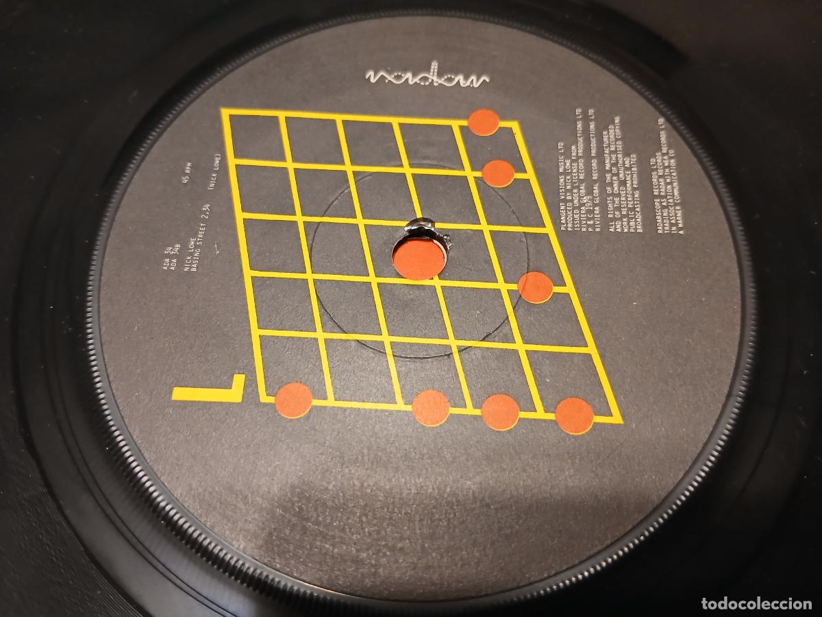 Discos de vinilo: Nick Lowe -Cracking up- (1979) single - Foto 3