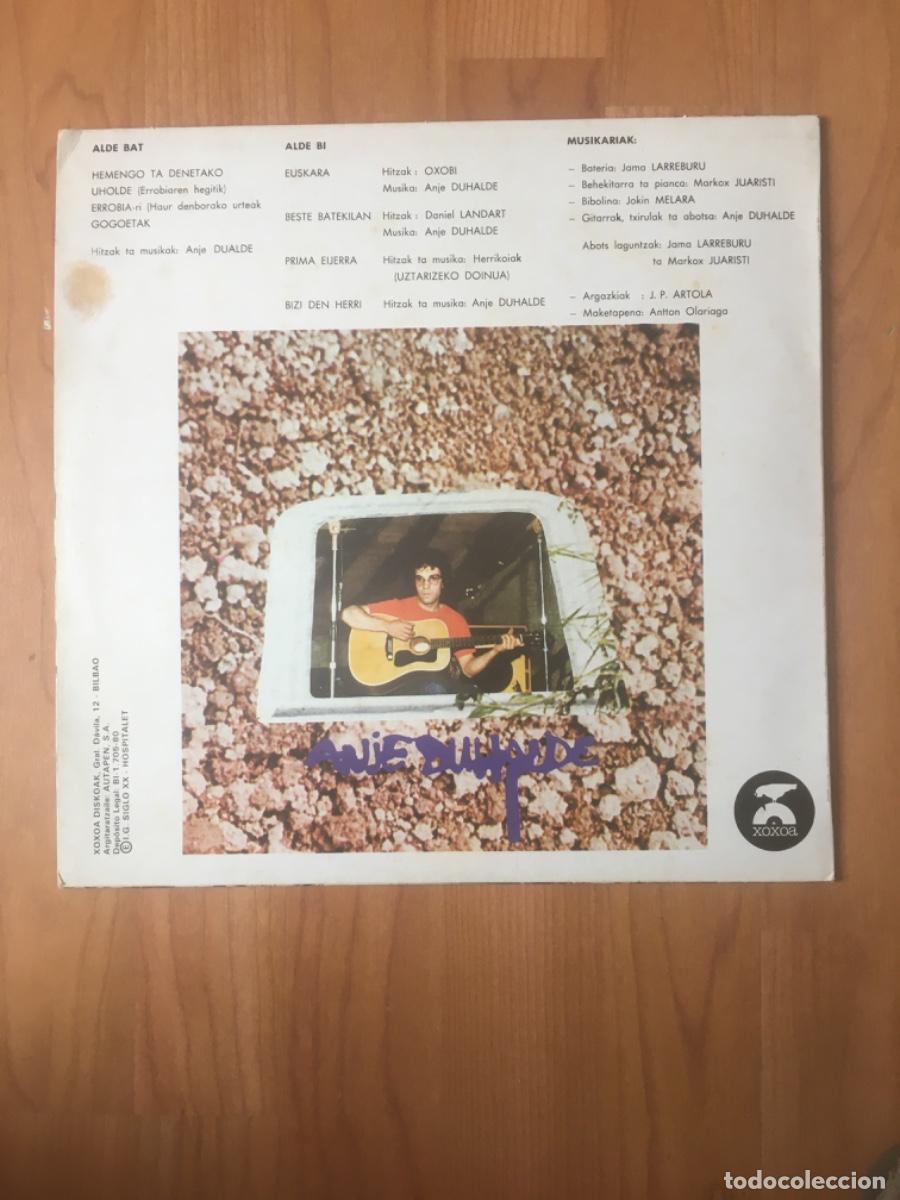 Discos de vinilo: ANJE DUHALDE-&rdquo;ERROBIA-REN HEGITIK&rdquo; - Foto 2