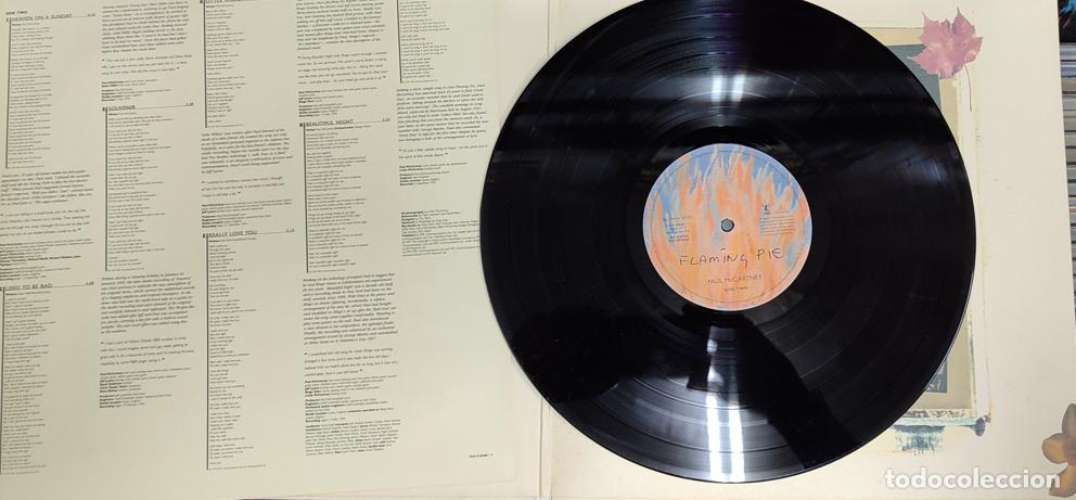 Discos de vinilo: Paul McCartney &lrm;&ndash; Flaming Pie - LP - Foto 5