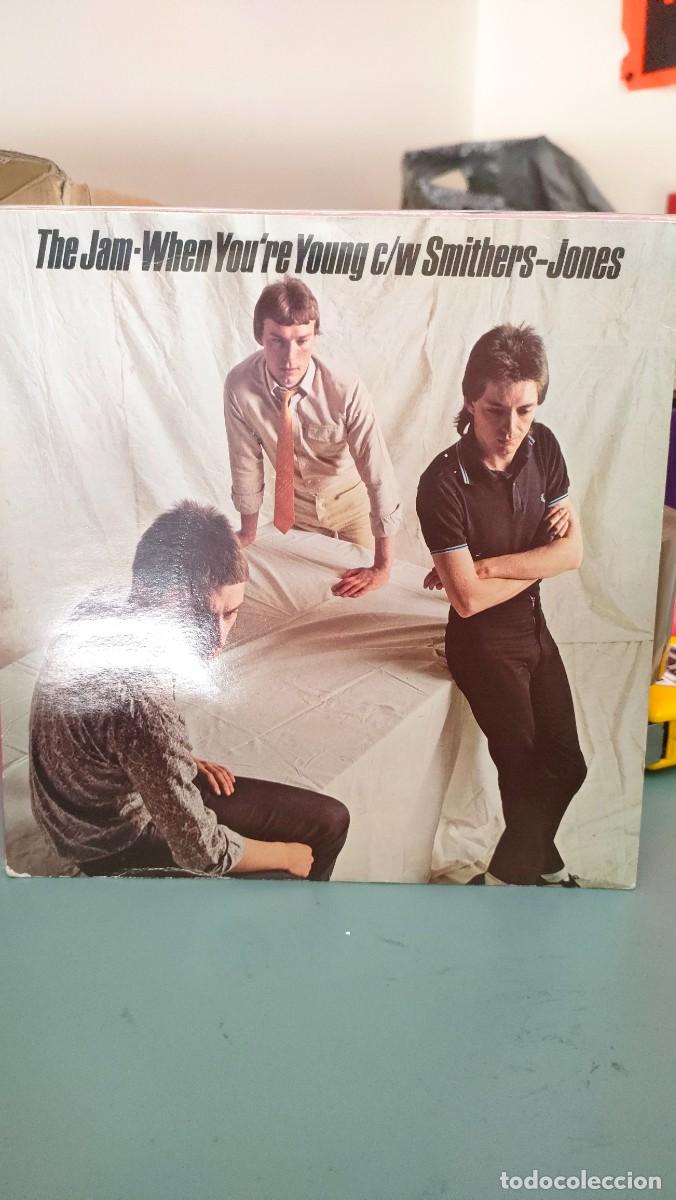 Discos de vinilo: THE JAM. WHEN YOU,RE YOUNG - Foto 1