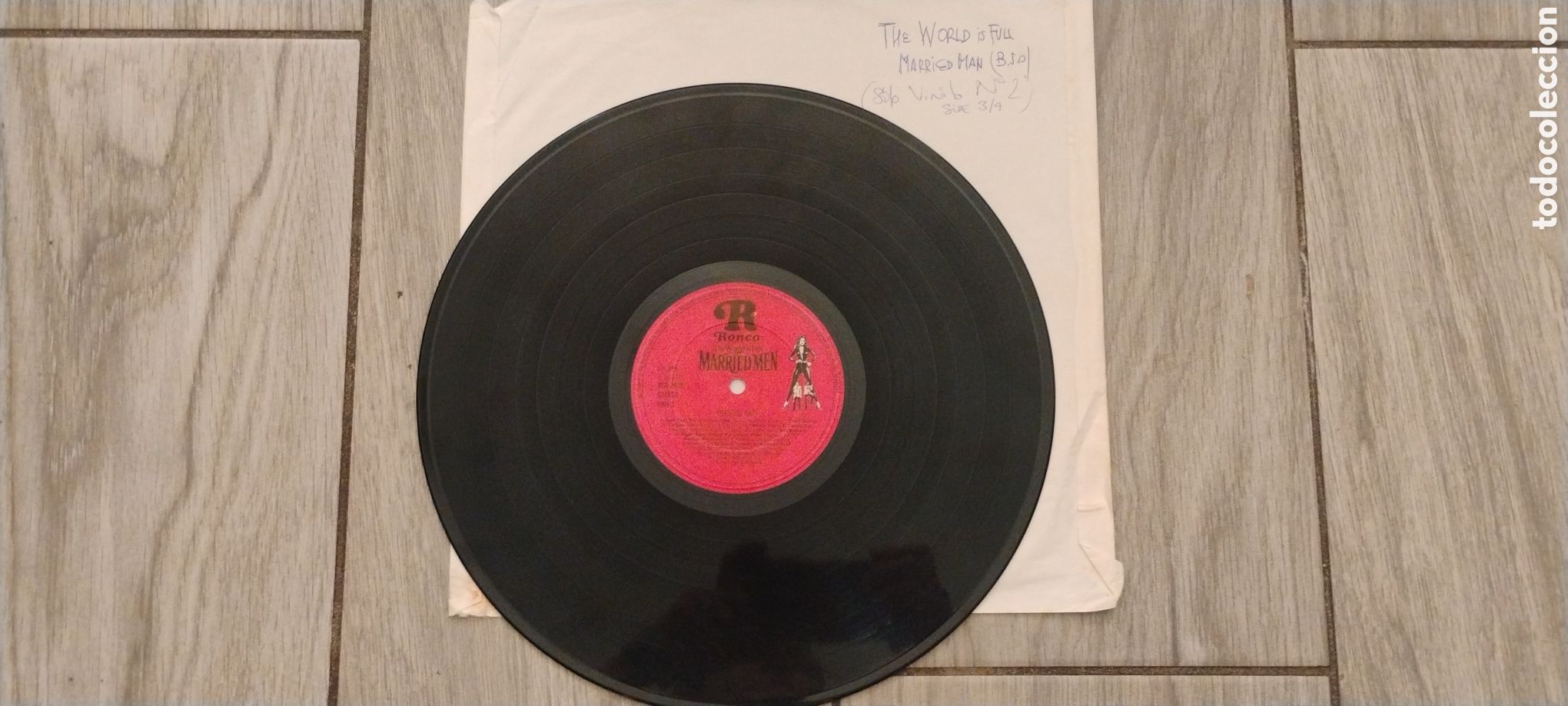 Discos de vinilo: THE WORLD IS FULL OF MARRIED MEN-B.S.O-LP-ROCO/UK-IB