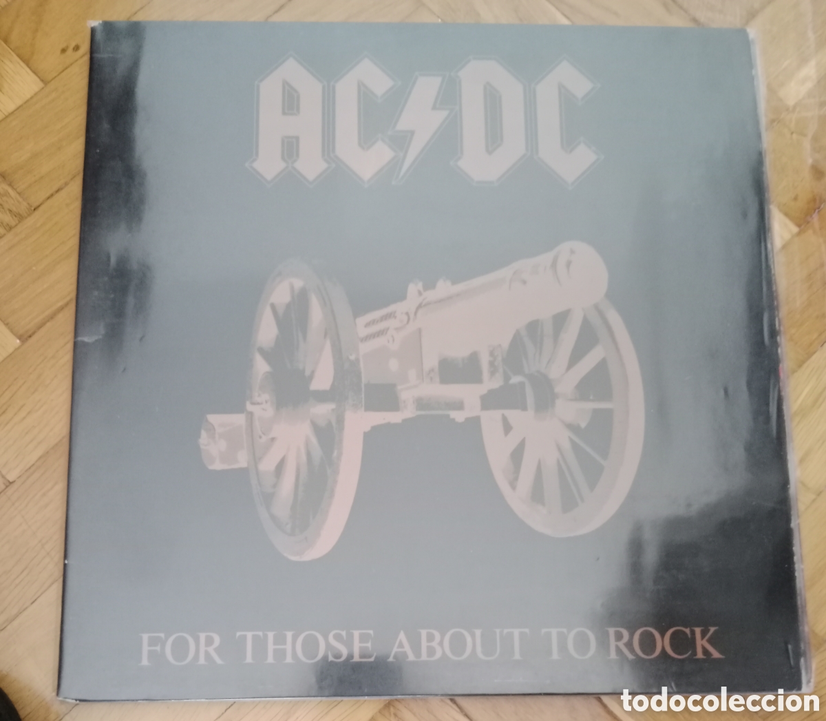 Discos de vinilo: Ac/Dc - For those about to rock Lp - Foto 1