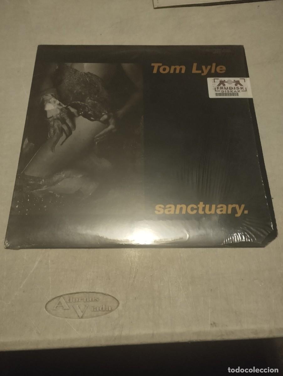 Discos de vinilo: TOM LYLE LP SANCTUARY CAN.1992 - Foto 1