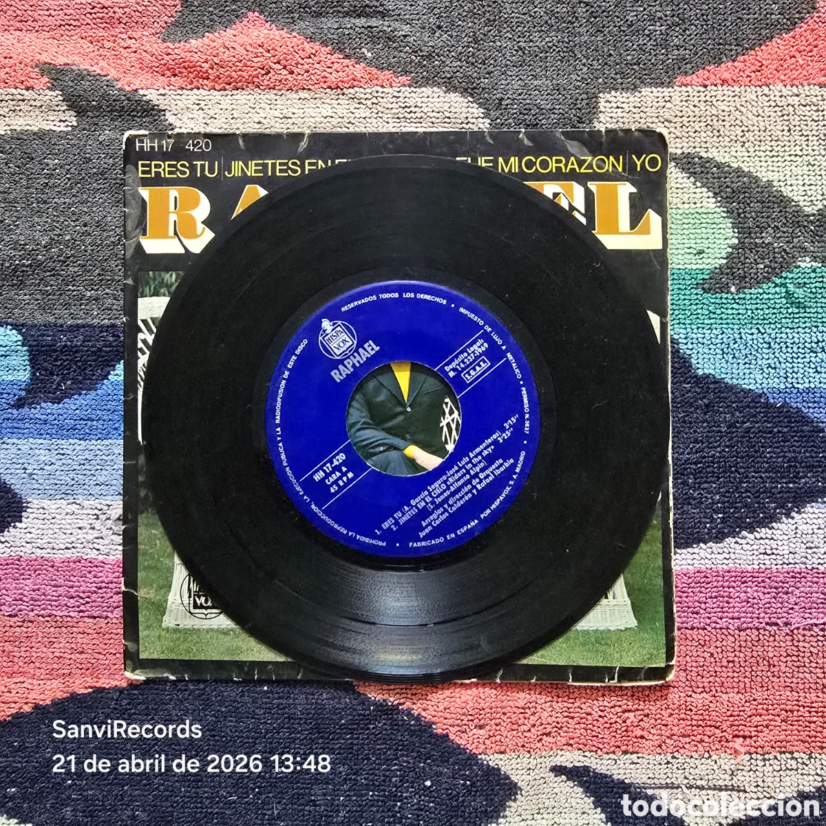 Discos de vinilo: [EP] RAPHAEL: ERES TU - JINETES EN EL CIELO... (HISPA VOX) (1969) - Foto 2