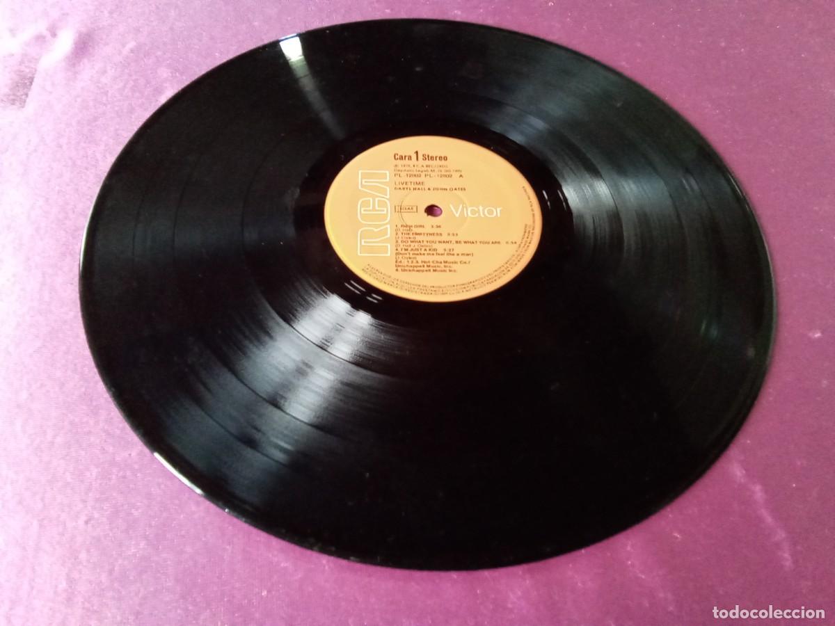 Discos de vinilo: LIVETIME DARYL HALL JOHN OATES 1978 LP MAC1 - Foto 3