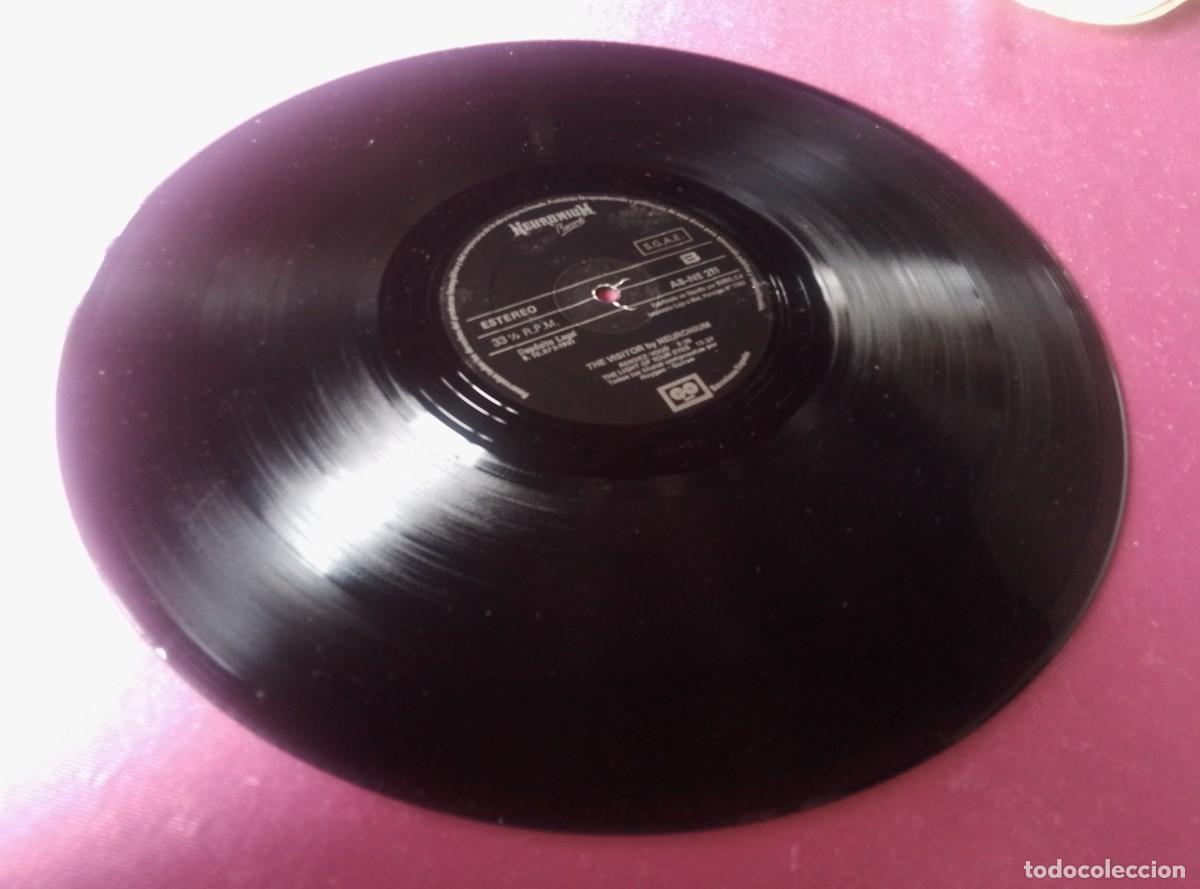 Discos de vinilo: THE VISITOR BY NEURONIUM 1981 LP L31 3 - Foto 4