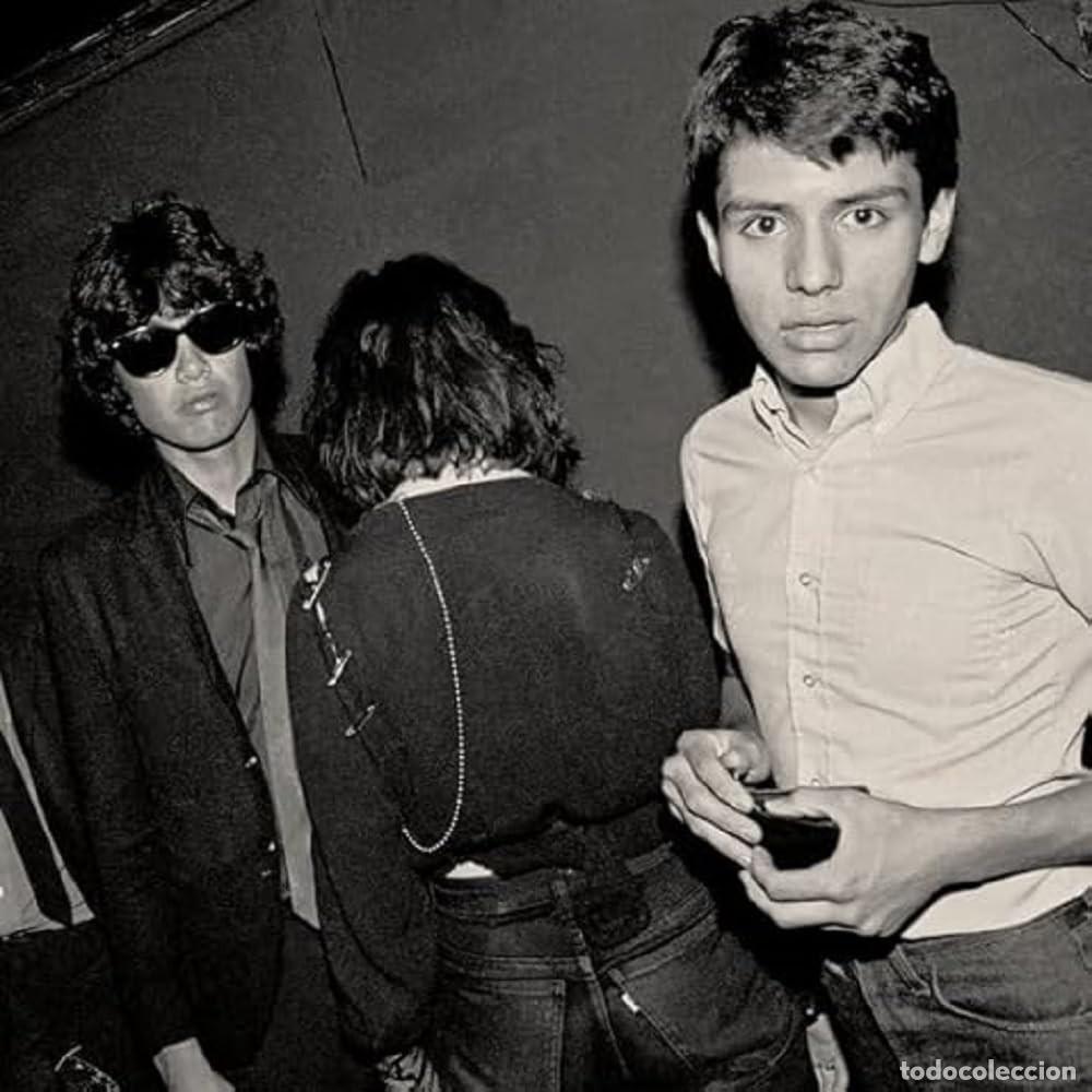 Disques de vinyle: LP THE ZEROS DON&acute;T PUSH ME AROUND (Singles & Rare Tracks '77-'80) VINILO PUNK