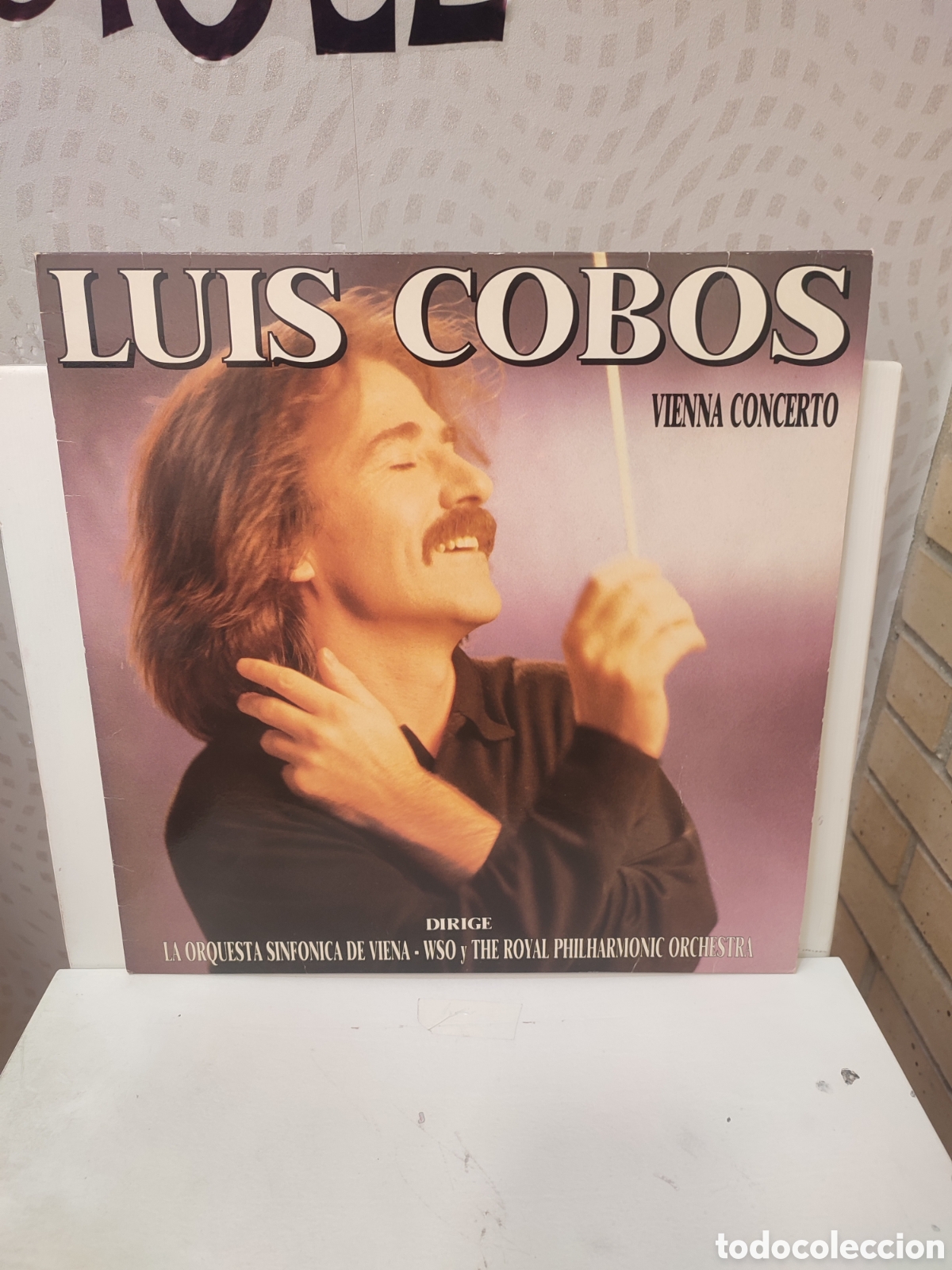 Discos de vinilo: Luis Cobos. &rdquo; Vienna Concerto &rdquo;. Primera Edici&oacute;n Espa&ntilde;ola. 1988. CBS R&eacute;cords