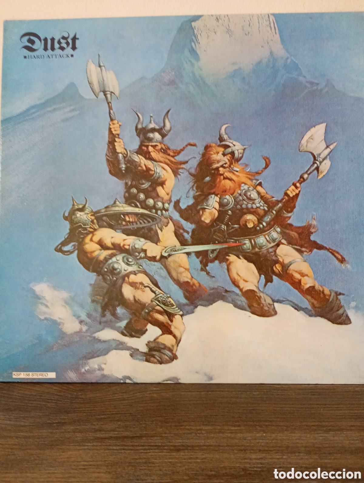 Discos de vinilo: Dust, Hard attack 1984 gatefoul.