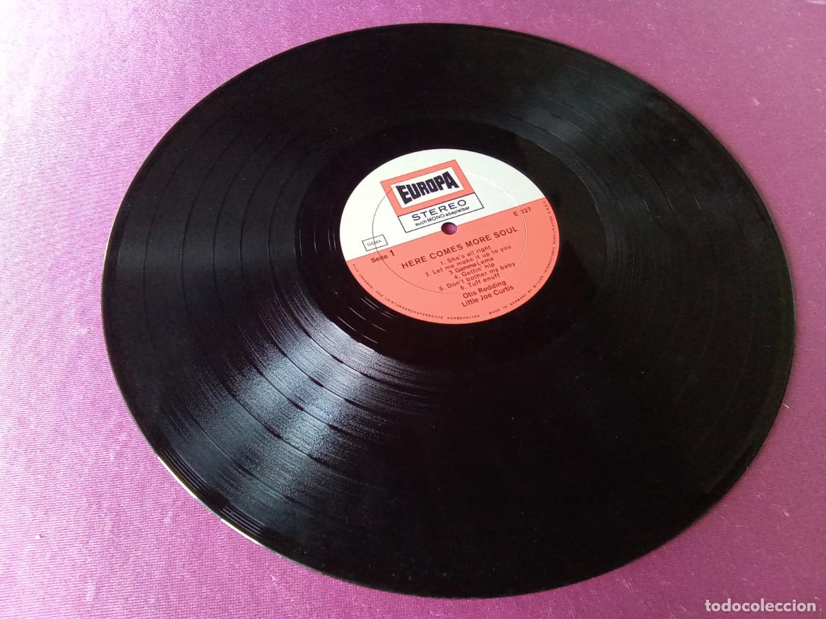 Discos de vinilo: HERE COMES MORE LP L31 3 1 - Foto 2