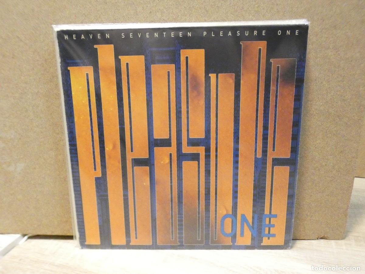 Discos de vinilo: ARKANSAS1980 PACC700 VINILO LEVE USO AUN CORRECTO HEAVEN SEVENTEEN PLEASURE ONE