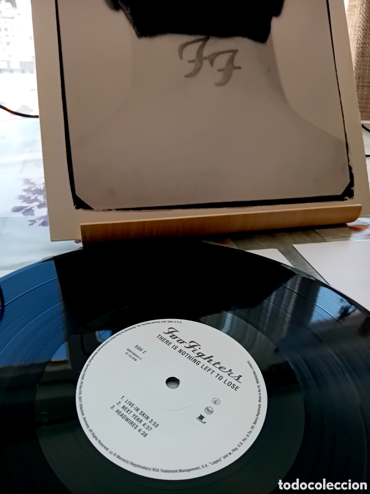 Discos de vinilo: FOO FIGHTERS. THERE IS NOTHING LEFT TO LOSE. 2011 - Foto 5