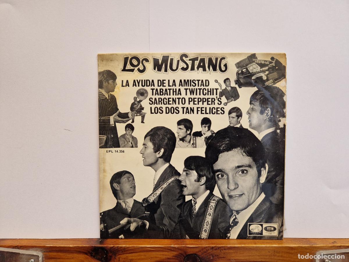 Discos de vinilo: SINGLE. LOS MUSTANG. LA AYUDA DE LA AMISTAD. TABATHA TWICHIT.