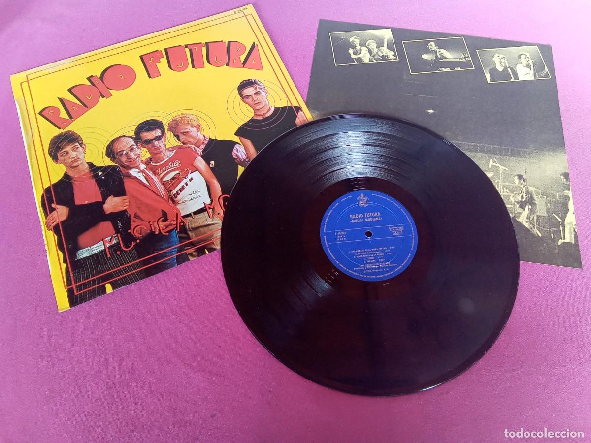 Discos de vinilo: RADIO FUTURA M&Uacute;SICA MODERNA CON ENCARTE 1980 LP L31 3