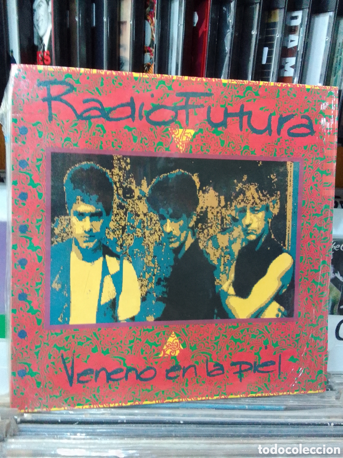 Discos de vinilo: Radio futura veneno en la piel